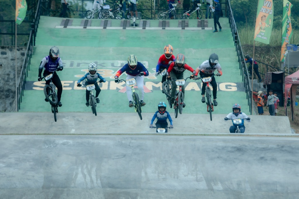 Mahameru Open BMX Racing 2024 di Selokambang Lumajang&nbsp;Meriah