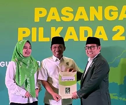 Cak Thoriq-Ning Fika Terima Rekom PKB Maju Pilkada&nbsp;Lumajang